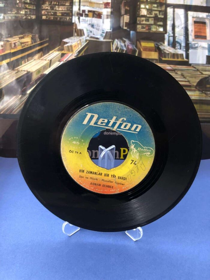 Adnan Şenses - Bir Zamanlar Bir Yar Vardı Katil - Görsel 3