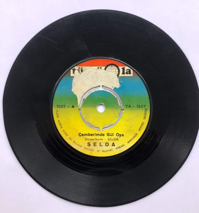 Selda Bağcan - Çemberimde Gül Oya / Toprak Olunca - Görsel 4