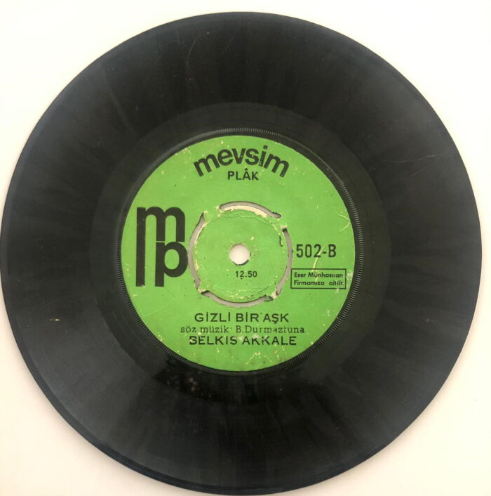 Belkıs Akkale – Sevdiğime Pişman Oldum  Gizli Bir Aşk 45lik - Görsel 2
