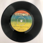 Neşet ertaş Hasta Düştüm Kimse Sormaz Halimi / Hele Bakın Şu Feleğin İşine 45 lik plak