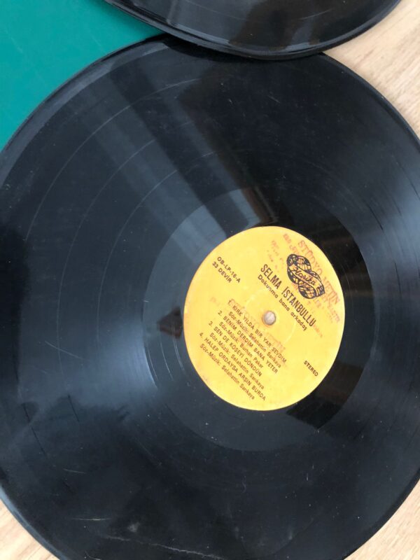 Toptan düşük kondisyon 33lük plak - Görsel 2