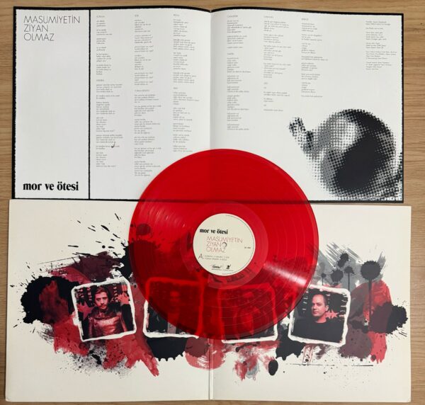 Mor Ve Ötesi Masumiyetin Ziyan Olmaz Plak - Görsel 5